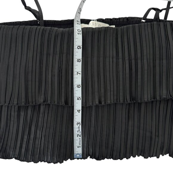 NWT ASTR The Label Calita Pleated Tier Crop Top Black Women's Medium - Picture 8 of 12